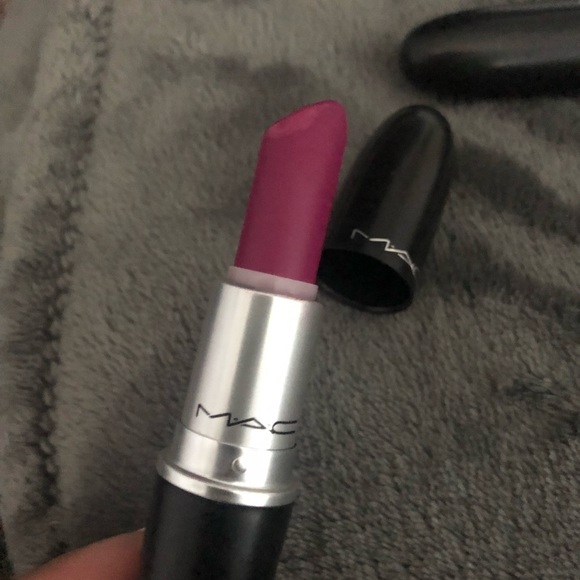 MAC Cosmetics lipstick - Picture 3 of 3